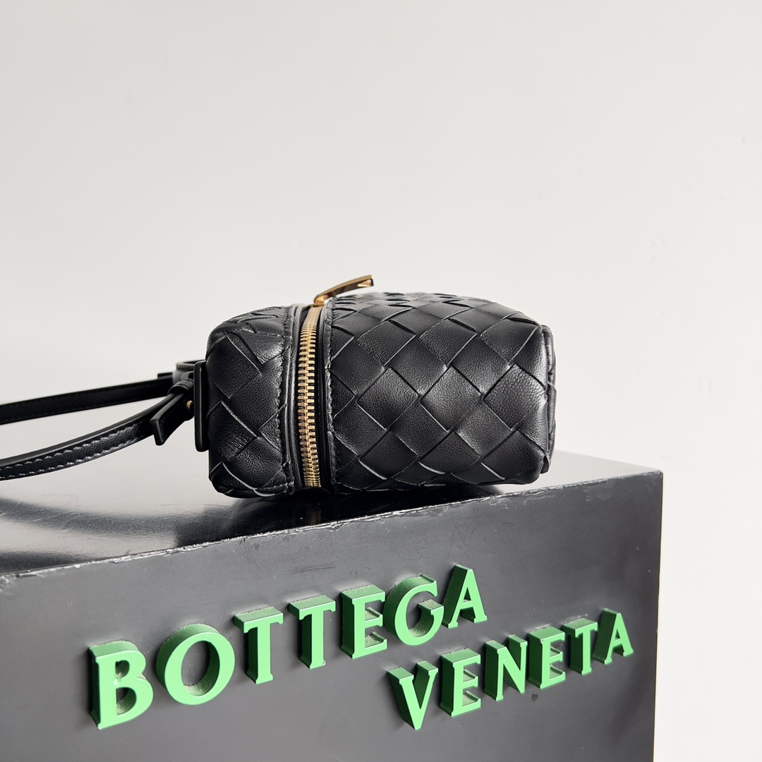 Bottega Veneta Cosmetic Bags